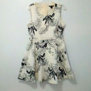 Suzy Shier vintage tan black floral dress